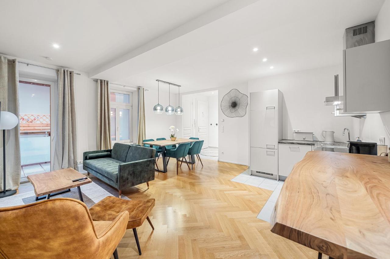 Vienna Chic Residences #Suite 12 ภายนอก รูปภาพ